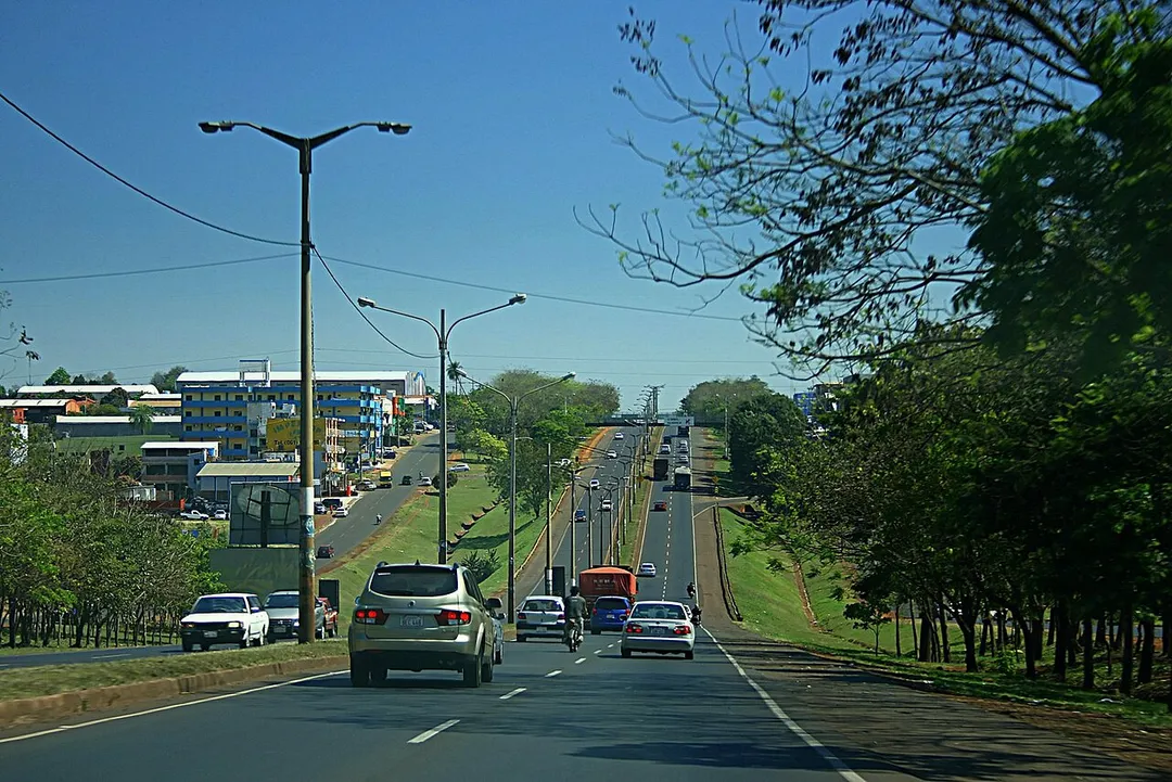 Tapé Porá highway at Km. 4 near Ciudad del Este.