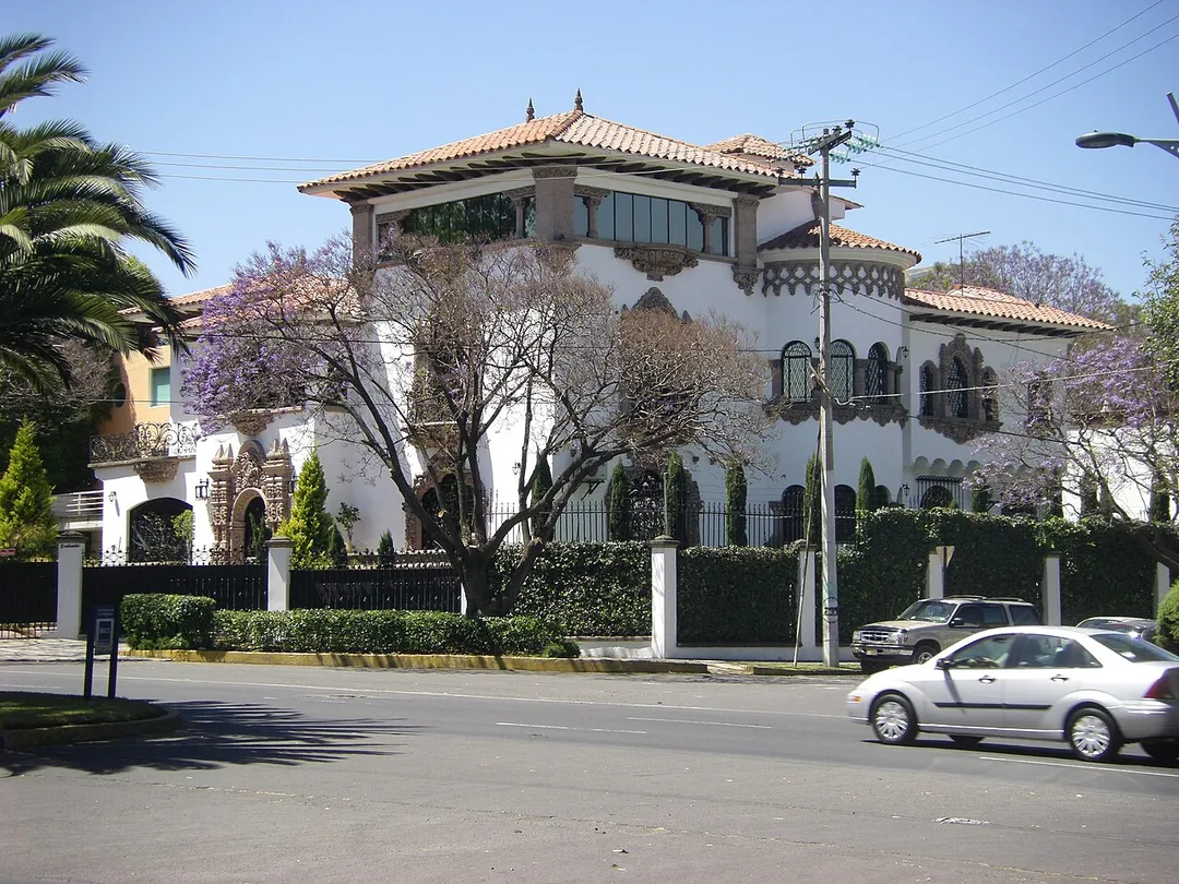 Schlossähnliche Villa in Mexiko-Stadt