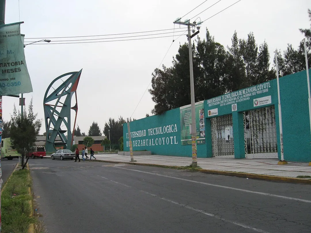 Main entrance of Universidad Tecnologico de Nezahualcoyotl in Ciudad Nezahualcoyotl, Mexico