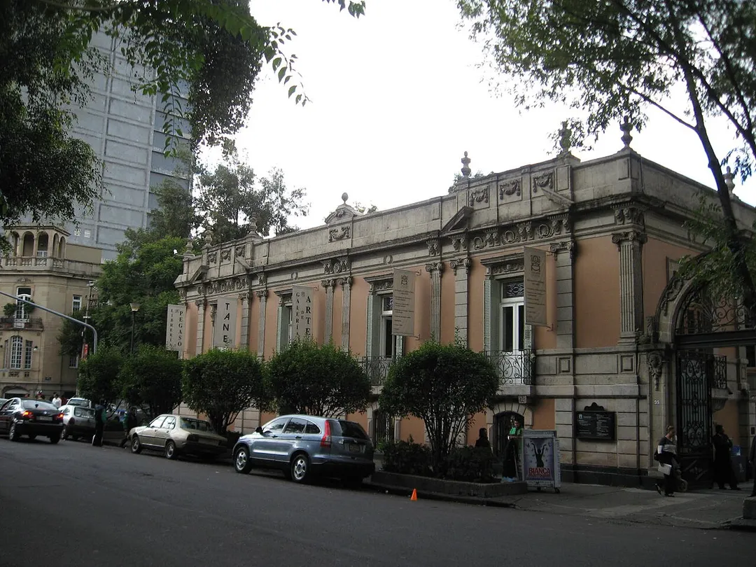 An art gallery located on Obregon and Orizaba Streets in Colonia Roma, Mexico City