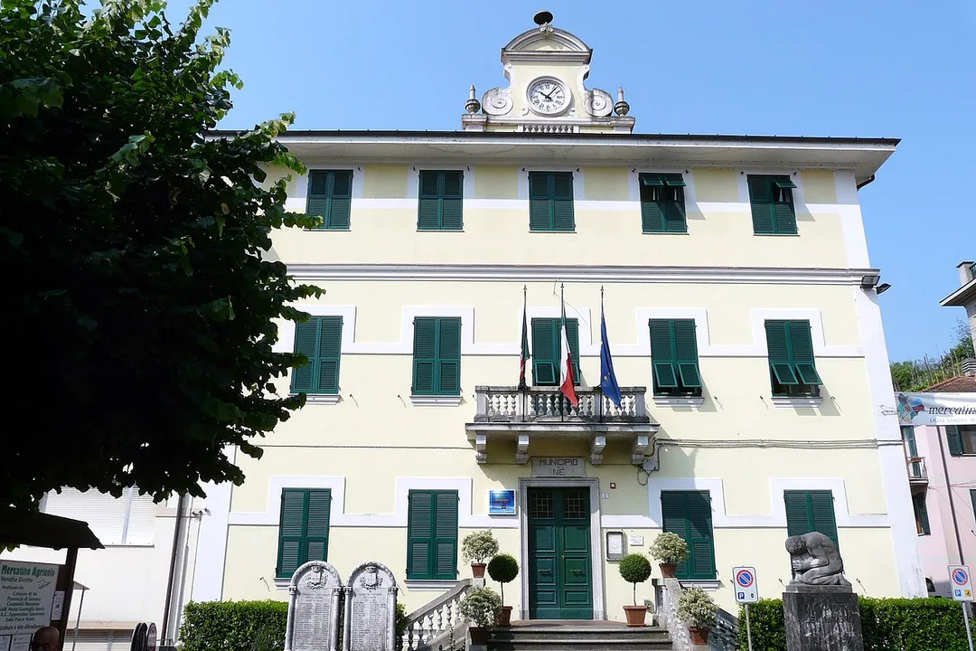 Municipio di Ne presso la sede comunale di Conscenti, Liguria, Italia