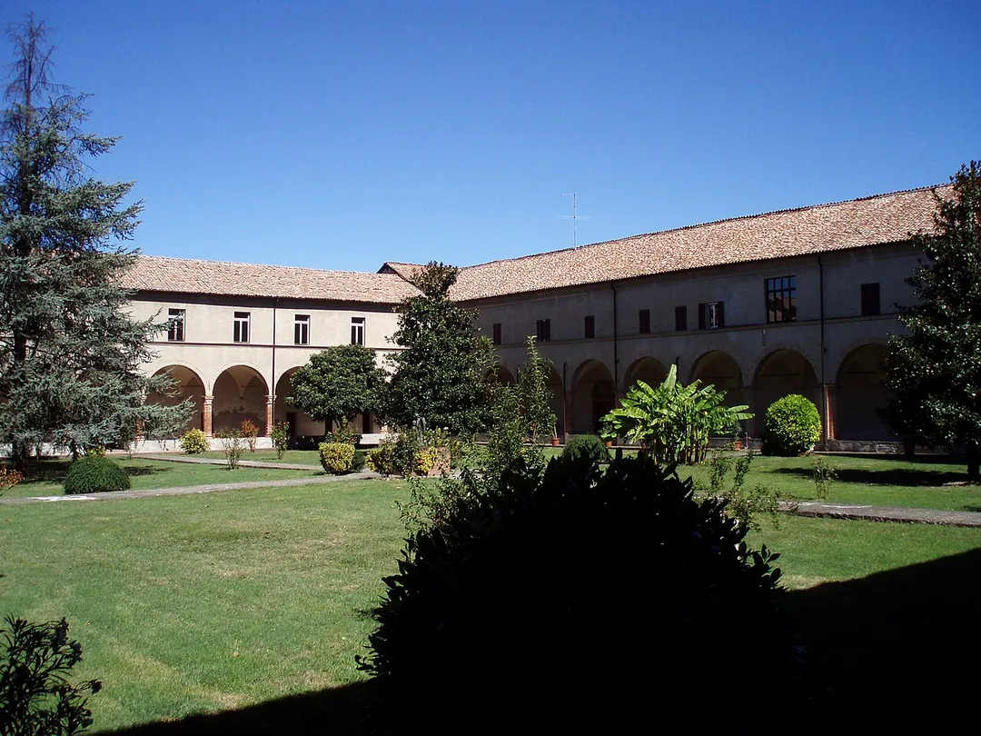 Il chiostro annesso alla chiesa dei frati