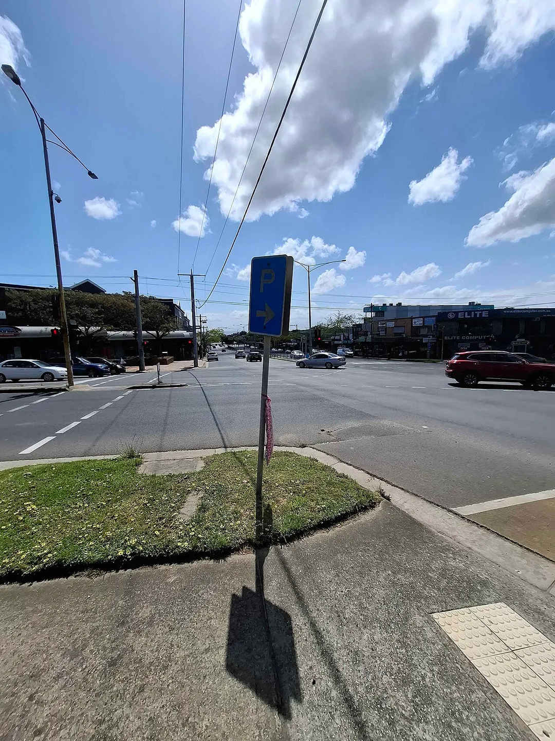Cranbourne's High Street is among the busiest streets along the South Gippsland Highway. Until 2024, it served as part of the main route between Melbourne and Phillip Island, designated M420.