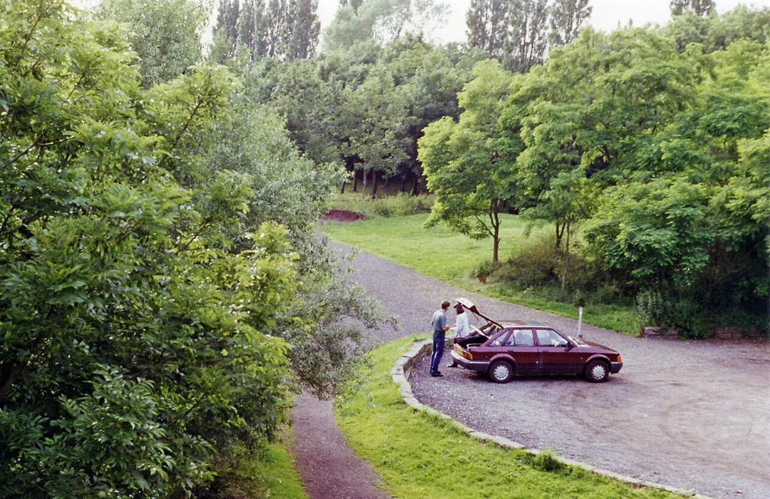 Site of Culcheth station, 1996.
View westward, towards Wigan and St Helens: ex-Great Central Glazebrook - Wigan (Central)/St Helens (Central) branches. The branch to St Helens was closed 3/3/52, but the Wigan branch remained for goods traffic until 26/4/68, the passenger service having ceased 2/11/64 and this station was closed. No trace whatever seems to survive.