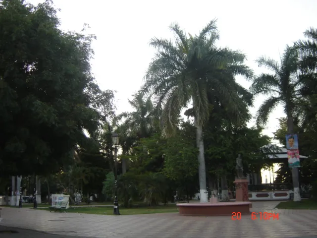 "La Plazuela Rosales".