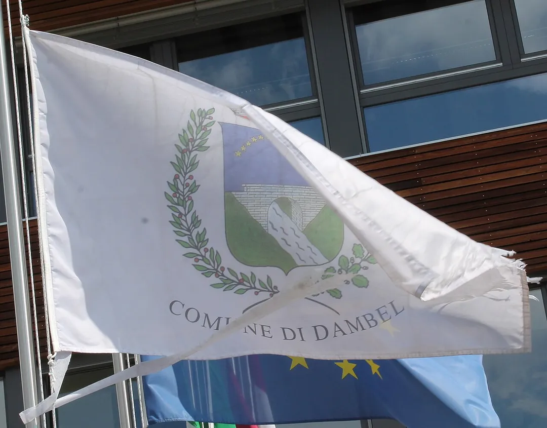 Flag of Dambel (municipality in province of Trento, Italy)