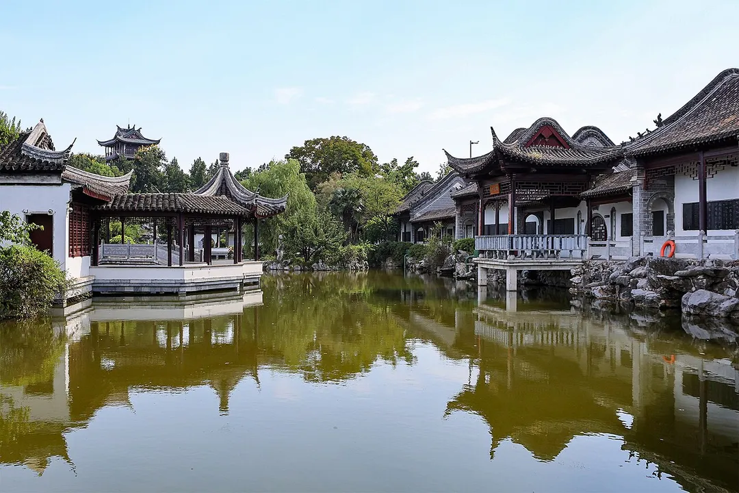Baihuazhou, Dengzhou
