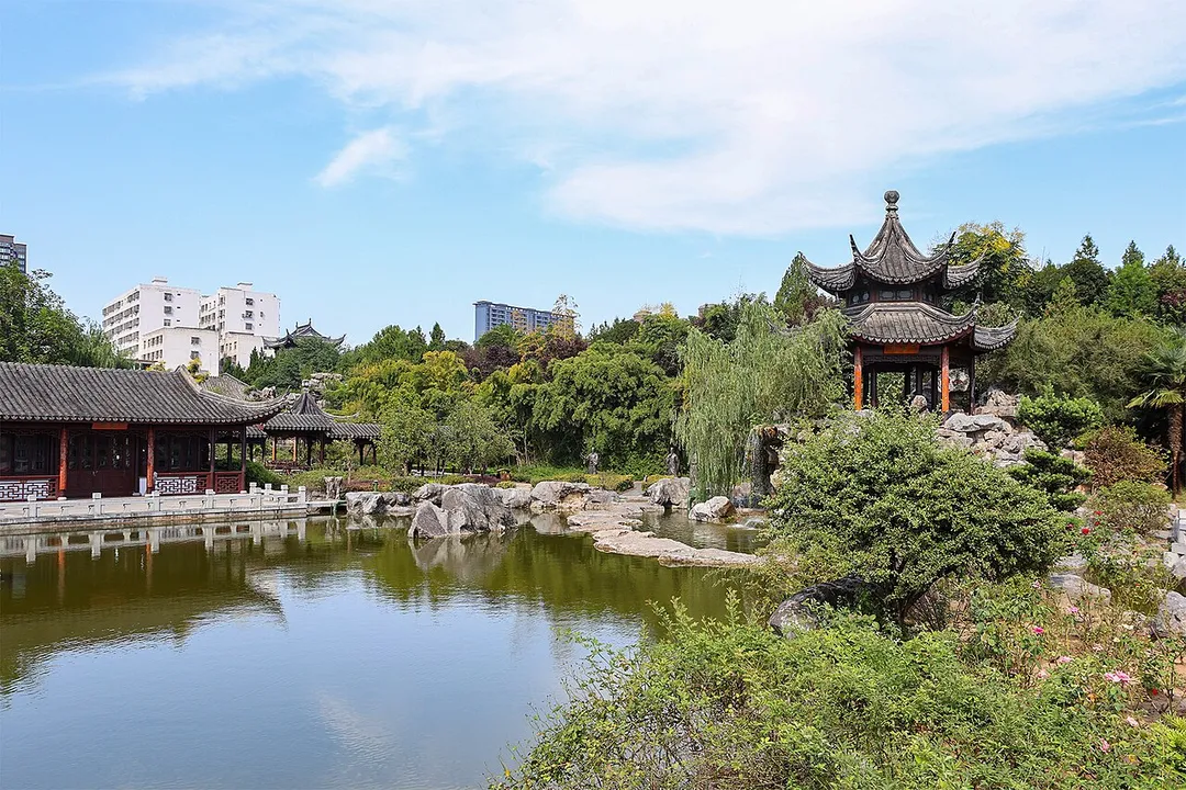 Baihuazhou, Dengzhou