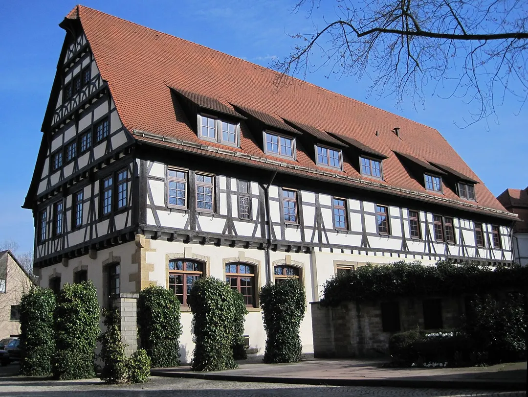Das Schlössle in Dettingen an der Erms. Erbaut 1502 bis 1504 unter Herzog Ulrich. Es dient heute als Rathaus.