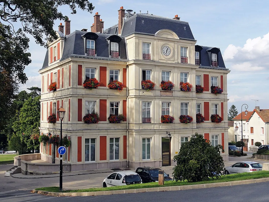 La mairie de Domont, Val-d'Oise, France.