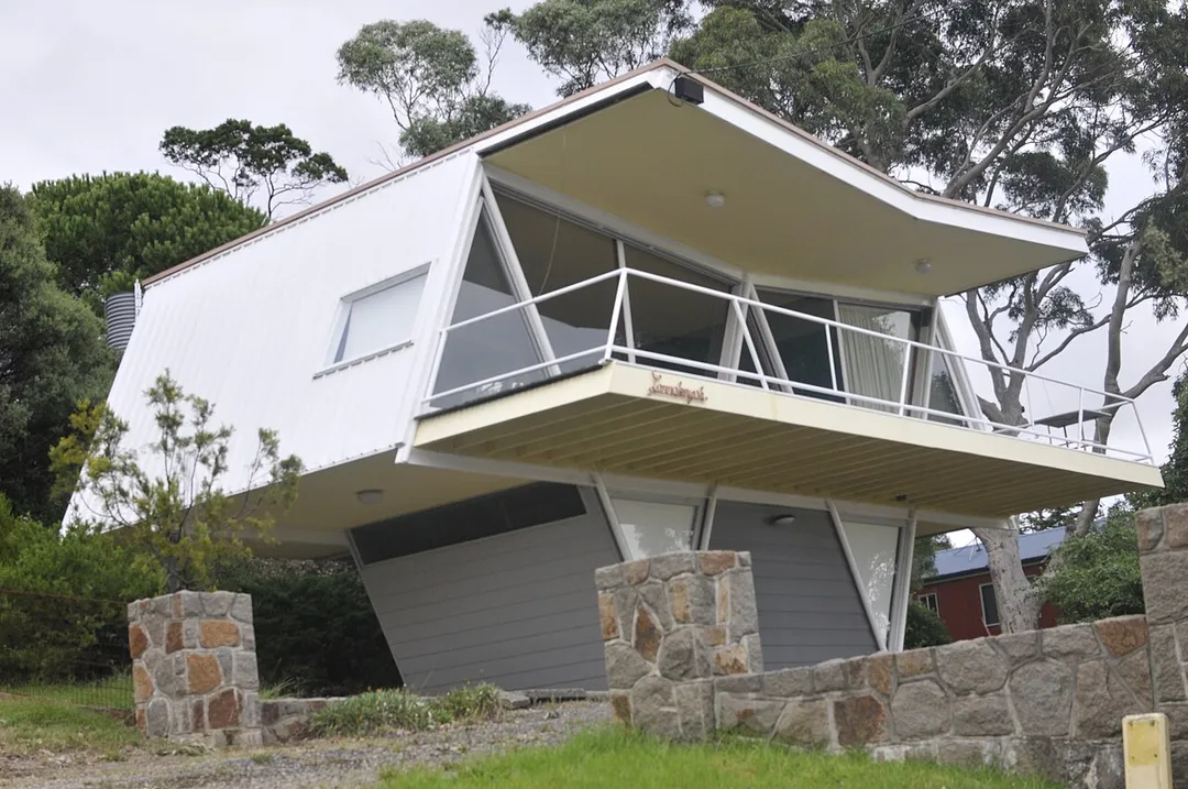 Image of the butterfly house in Dromana