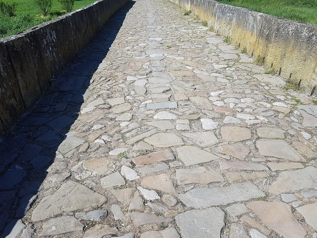 The bridge above Dryanovska river, build by Kolyu Ficheto