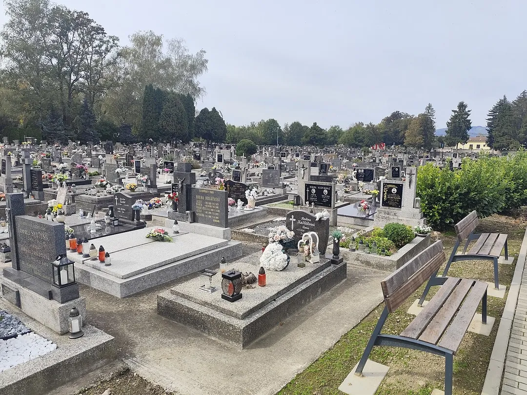 Dubnica nad Váhom cemetery