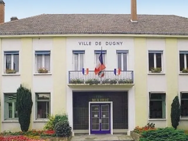 La mairie de Dugny (Seine-Saint-Denis)