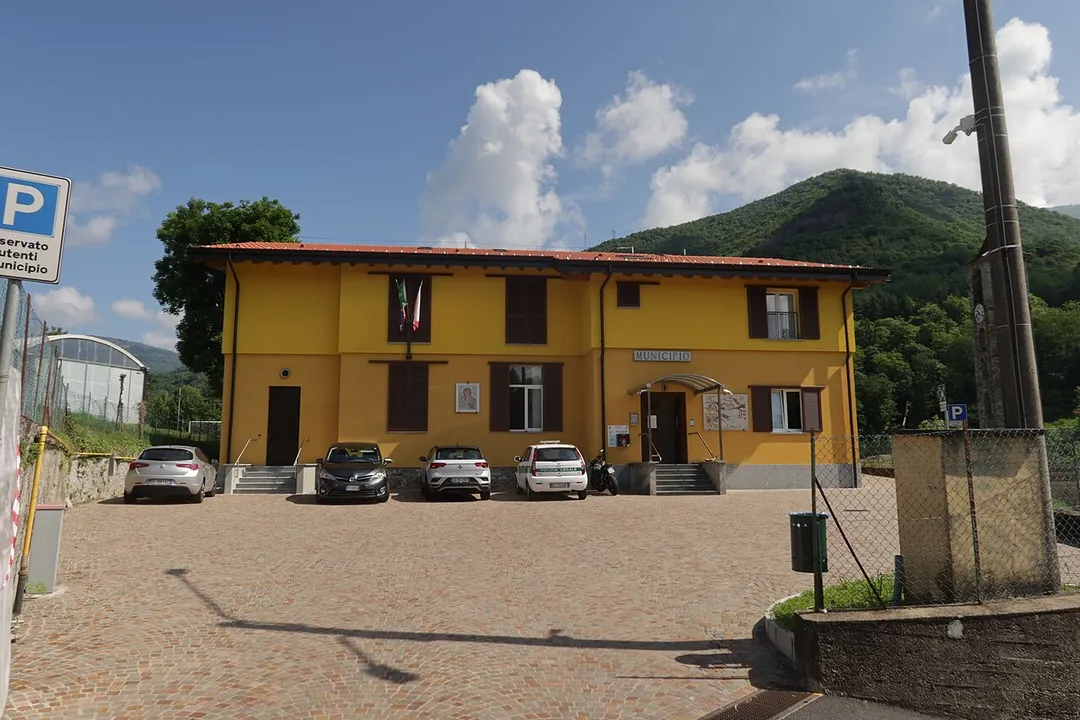 Dumenza Municipio