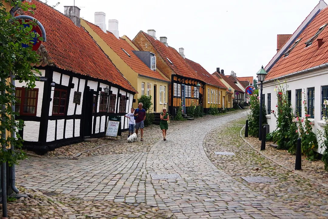 Ebeltoft gl. bydel
