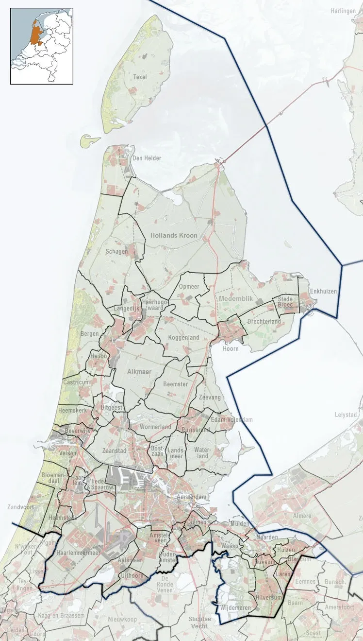 Referentiekaart van Provincie Noord-Holland, met indeling van gemeenten (2010) en impressie van het landschap.
Door Jan-Willem van Aalst, samengesteld uit publiek beschikbare geo-data:

Referentie-ondergrond (kustlijn, steden, wegen) gerasterd uit de OpenStreet Map OSM. (http://www.openstreetmap.org/index.html) Inhoud is beschikbaar onder de Creative Commons Attribution-ShareAlike 3.0 license.
Referentie-ondergrond op water bewerkt vanuit http://satfoto.geoserve.nl/false-nl/index.html. Gebruik is vrij met bronvermelding NLR en ESA.
Vectorgrenzen van gemeenten en regio's vrij ter beschikking gesteld met dank aan cartografen van brandweerregio's Hollands-Midden en IJsselland; gerasterd in Photoshop.
Hoogte-aanduidingen (reliëf) gerasterd uit de AHN Viewer (http://www.ahn.nl/kaart/); gebruik is vrij met bronvermelding (c) AHN, www.ahn.nl;
Overige kenmerken op de kaart: eigen tekenwerk van Jan-Willem van Aalst, op basis van gerasterde gemeentegrenzen.