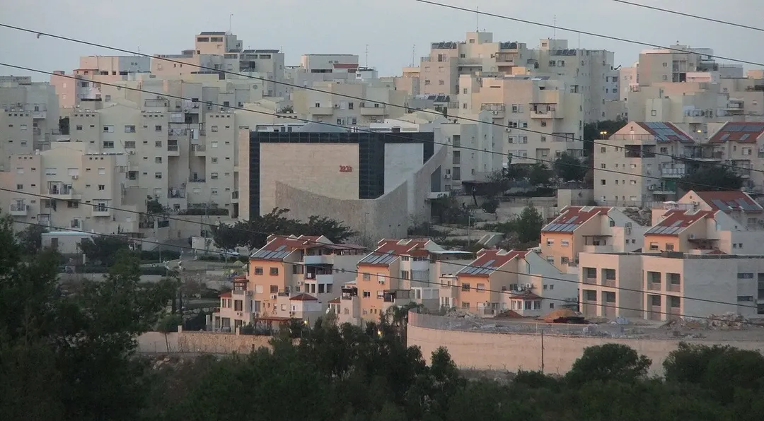 Elad buildings from Kola forest in the south