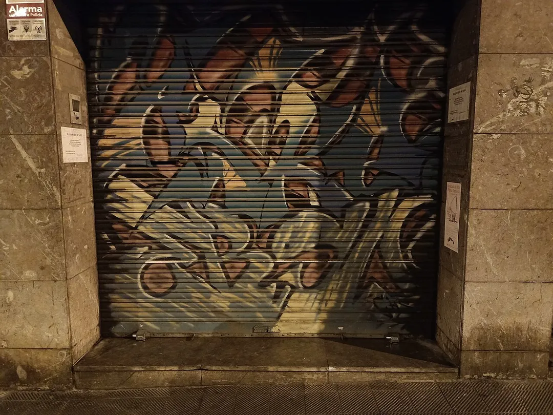 graffiti al Carrer Amílcar 139