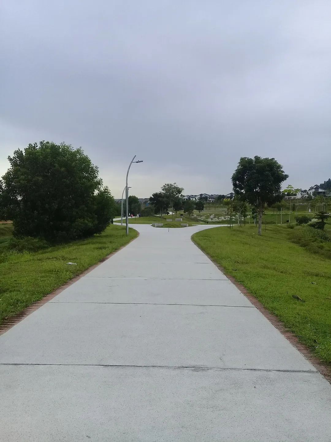 Elmina Park is town located in Selangor, Malaysia.