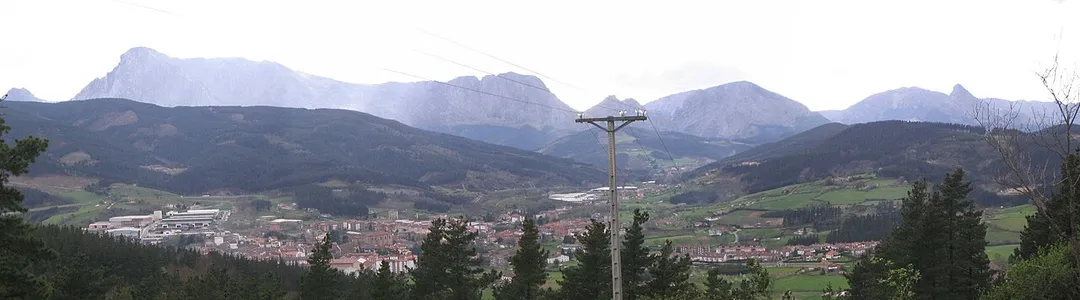 Vista parcial de Elorrio, Vizcaya, País Vasco, España.