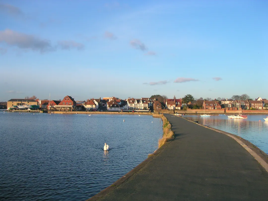 Emsworth from the Mill Pond wall