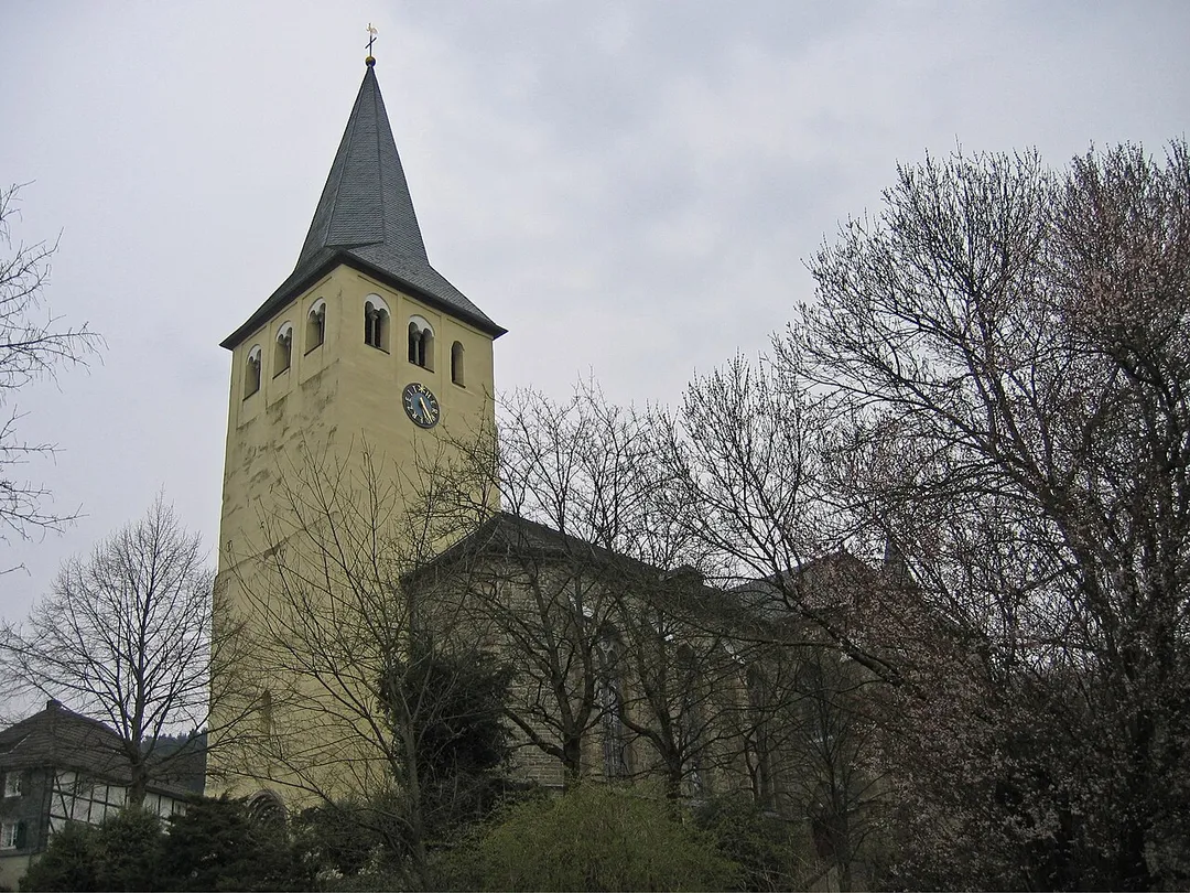 Katholische Kirche St. Peter und Paul in Engelskirchen