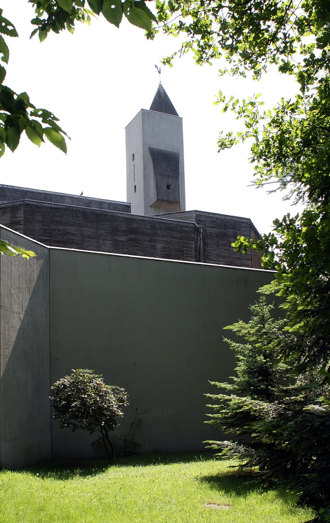 Heilig-Geist-Kirche, Erkrath-Hochdahl, Sandheide