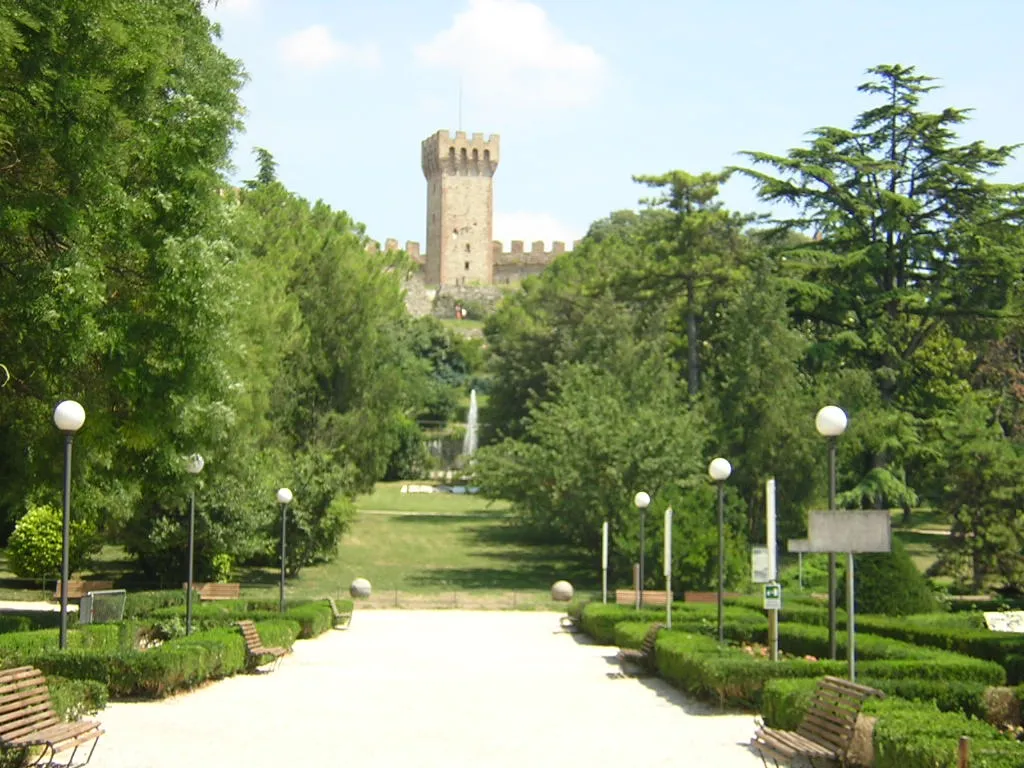Castello di Este (PD)
Foto personale concessa in licenza con licenza di pubblico dominio da Inviaggio