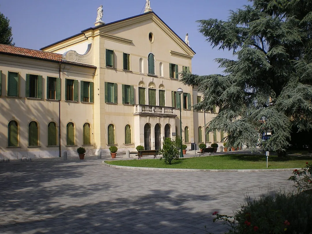 Piazza Pastrello a Favaro Veneto
