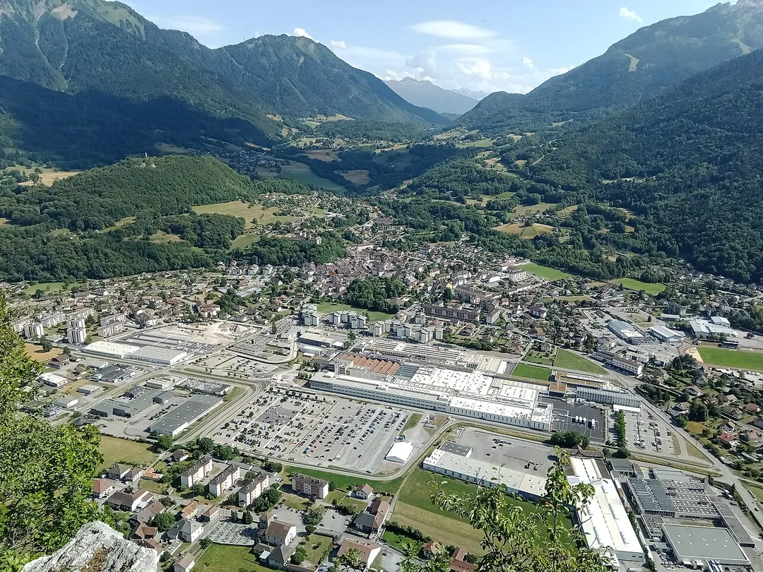 Faverges vu depuis le roc de Viuz, Faverges-Seythenex, Haute-Savoie, France