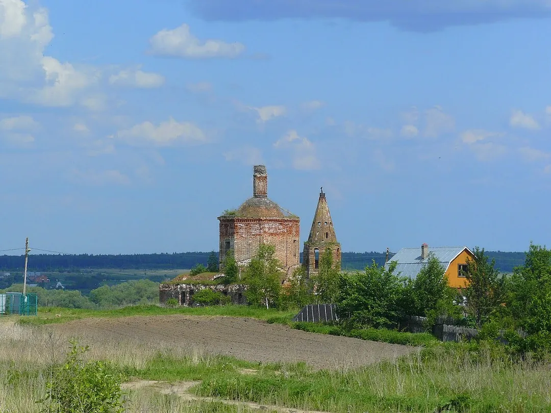 Федоровское - село в Жуковском районе Калужской области России.