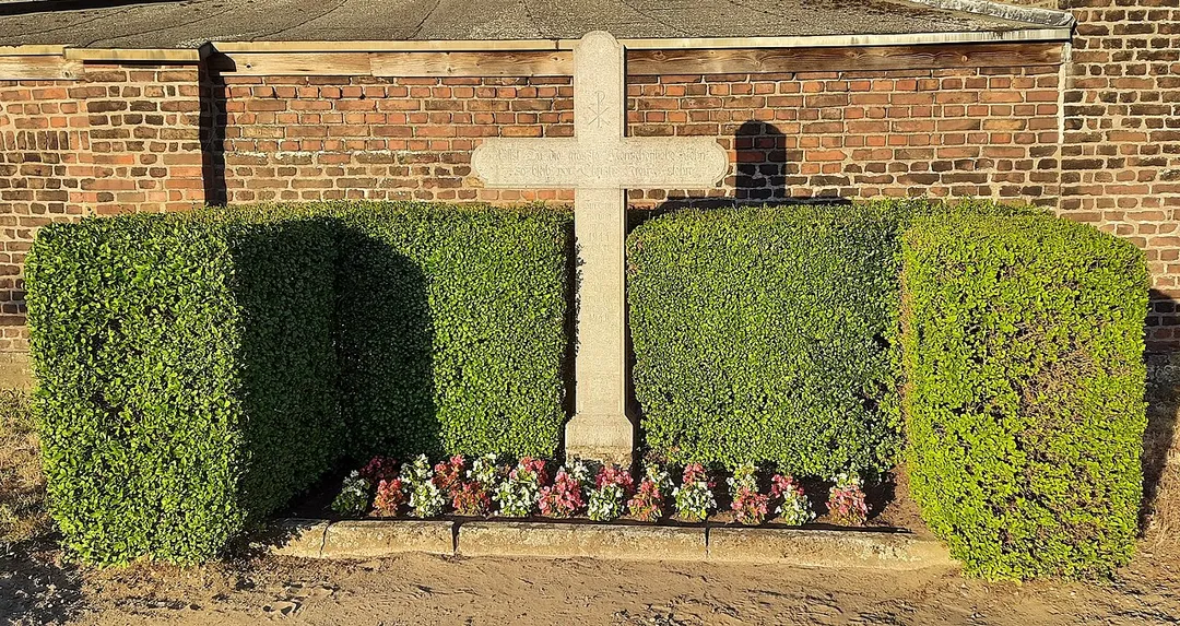 Wayside cross in Germany, Krefeld-Fischeln at street Steinrath