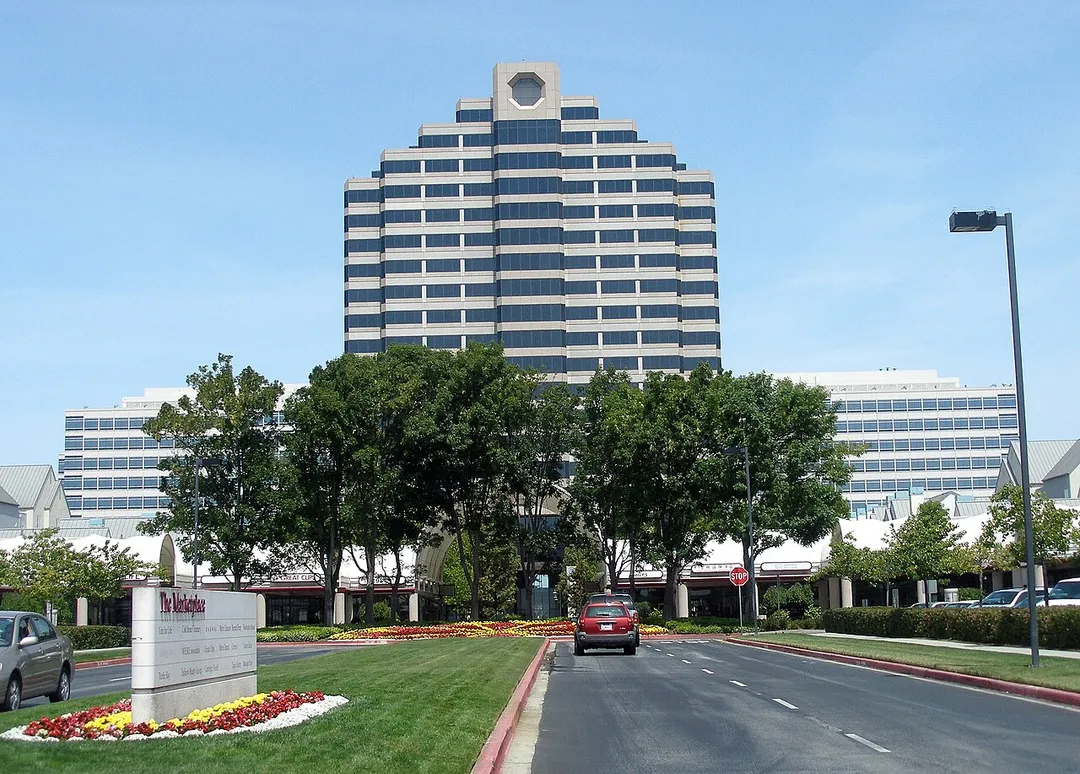 The Metro Center retail/office complex in Foster City.