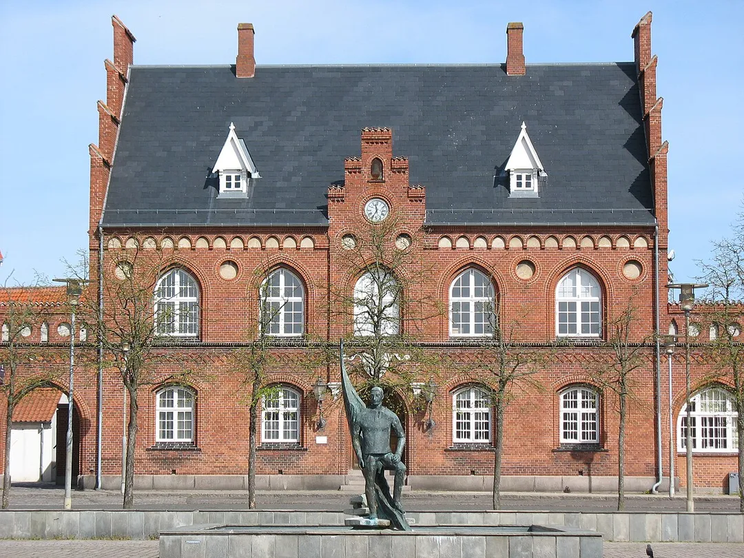 Frederikssund arrest, ved siden af rådhuset - på Torvet