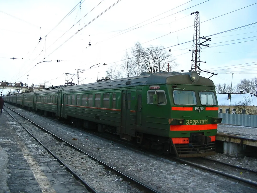 RZD ER2R-7011 at Fryazevo
