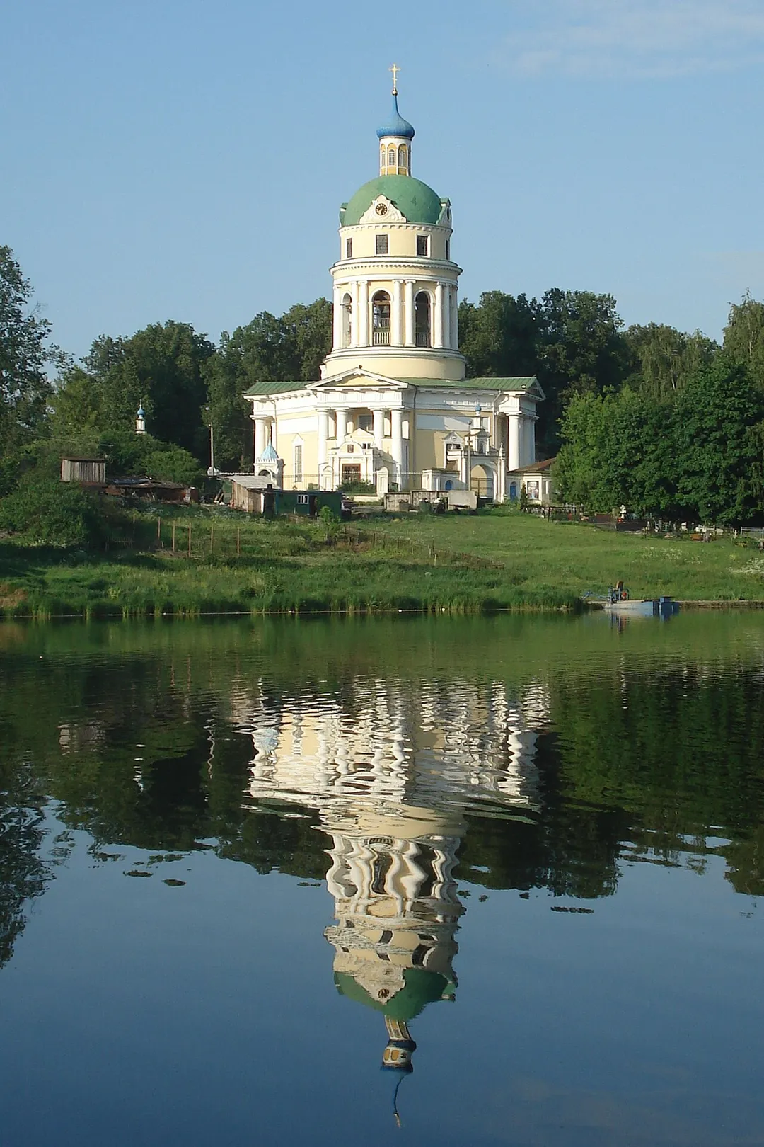 The Barsky Ponds, left side of the river of Luboseevka, Saint Nicholas' Church, the village of Grebnevo, Moscow oblast