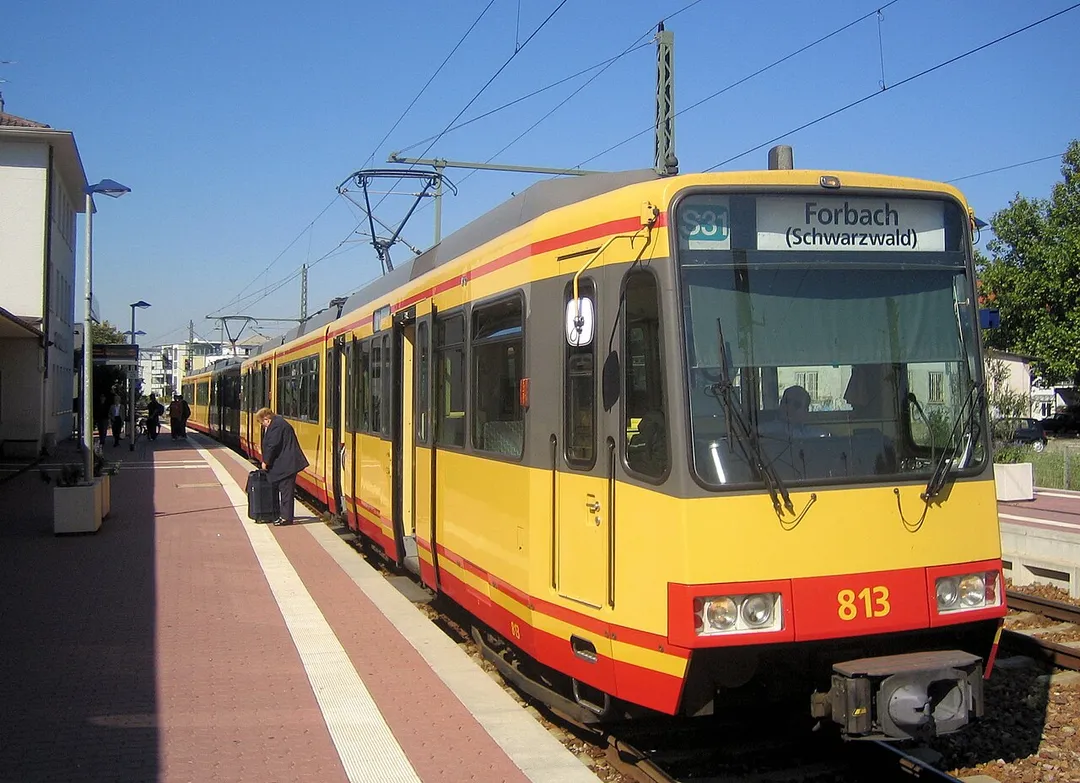 Stadtbahn im Bf. Gaggenau, selbst fotografiert