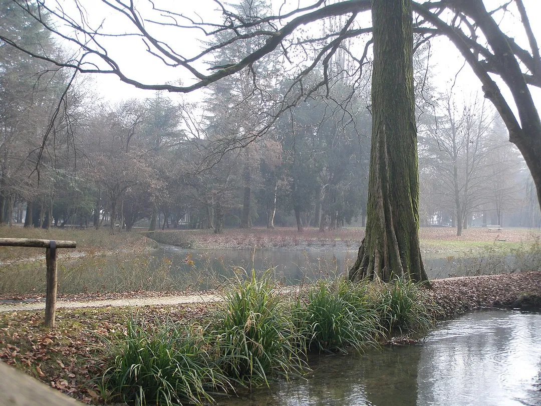 vista del parco e del lago