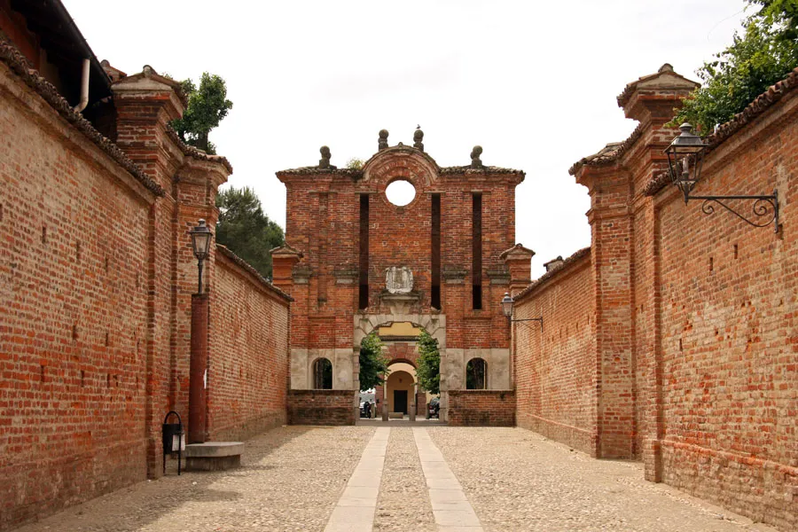 L'Accesso al Castello di Gambolò (PV)
