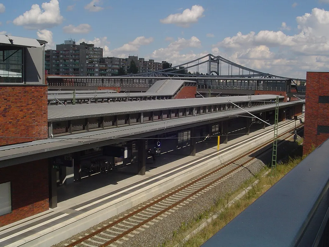 Berlin Gesundbrunnen station (platform)