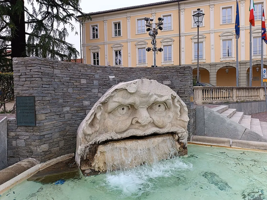 Fontana del Mascherone