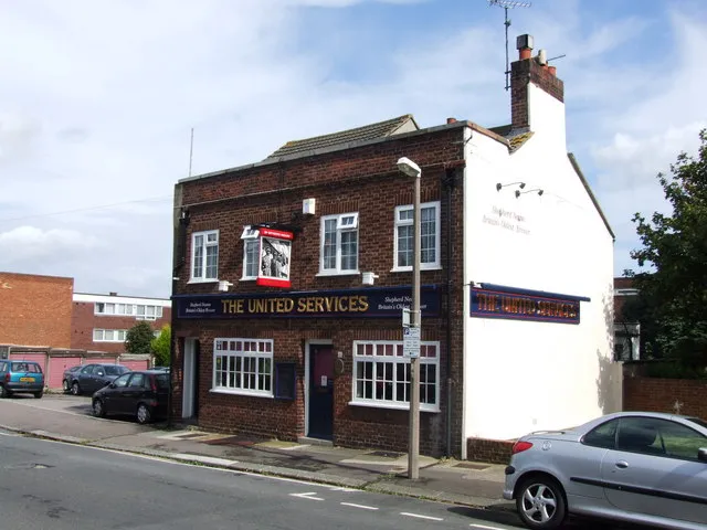 The United Services, Gillingham