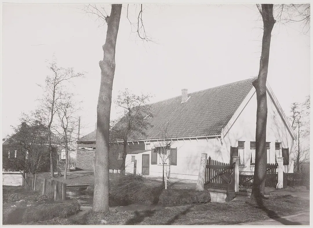 Beschrijving Uitweg 202 (voormalig), boerderij Grasrijk
Documenttype foto
Vervaardiger Onbekend
Anoniem
Collectie Collectie Stadsarchief Amsterdam: foto-afdrukken
Datering februari 1938
Geografische naam Uitweg
Inventarissen http://archief.amsterdam/archief/10003

Afbeeldingsbestand OSIM00004001912