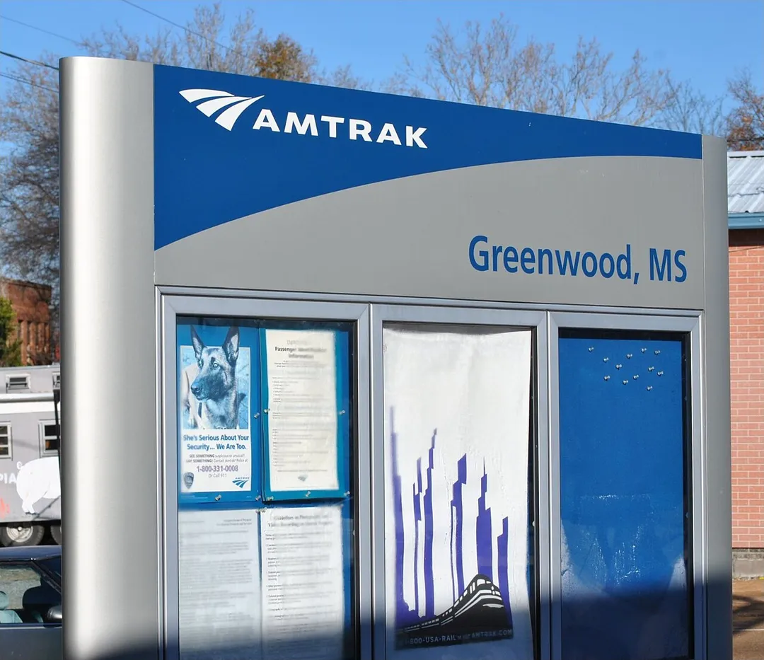 Greenwood MS Station, on January 2, 2011 at 9.44am CST from southbound City of New Orleans train.