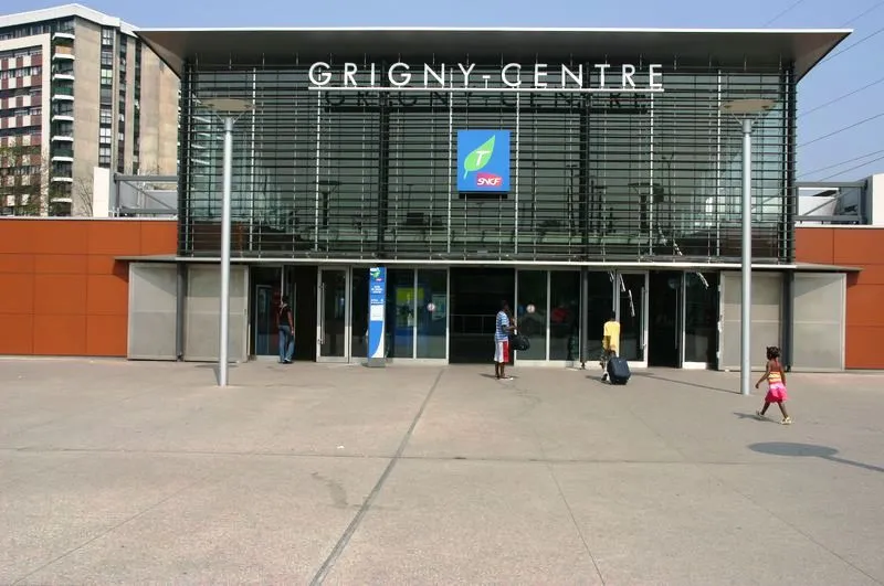 Gare de Grigny.