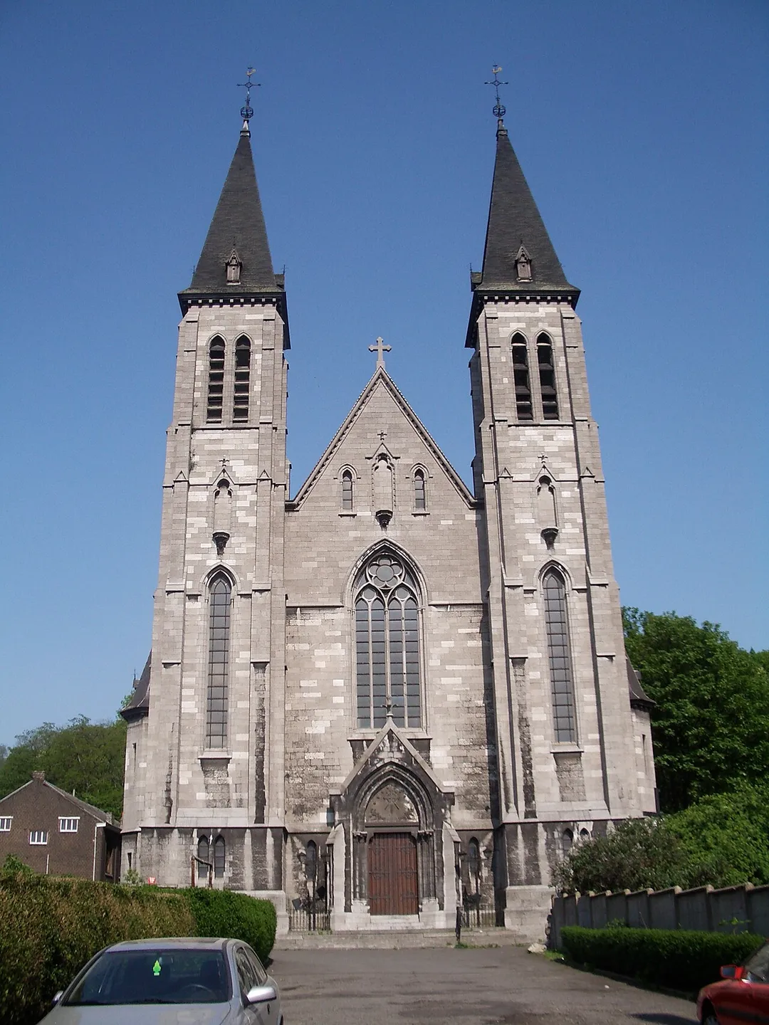 Façade principale. Eglise à Grivegnée