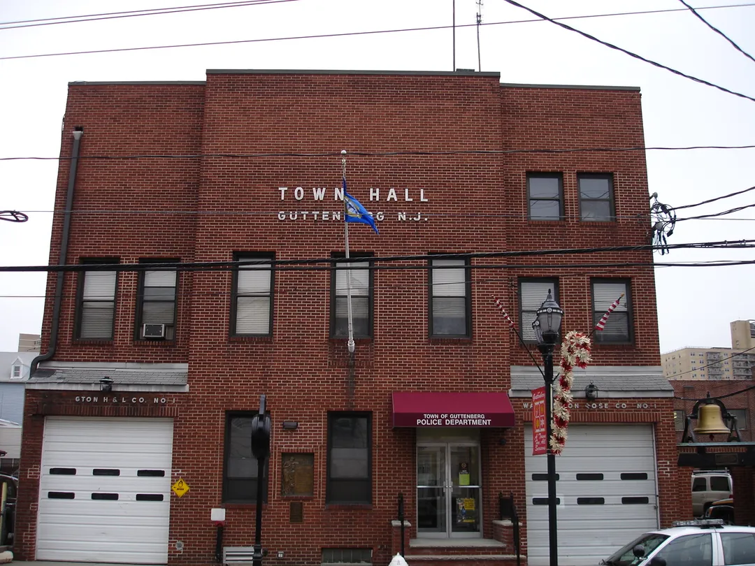 The town hall of Guttenberg, New Jersey, USA. I took this photo in November 2006.