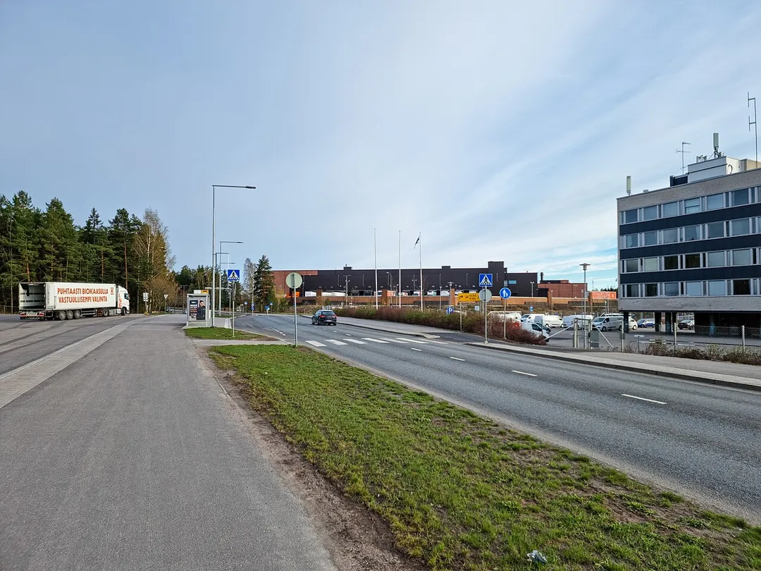 Tikkurilantie Hakkilassa.