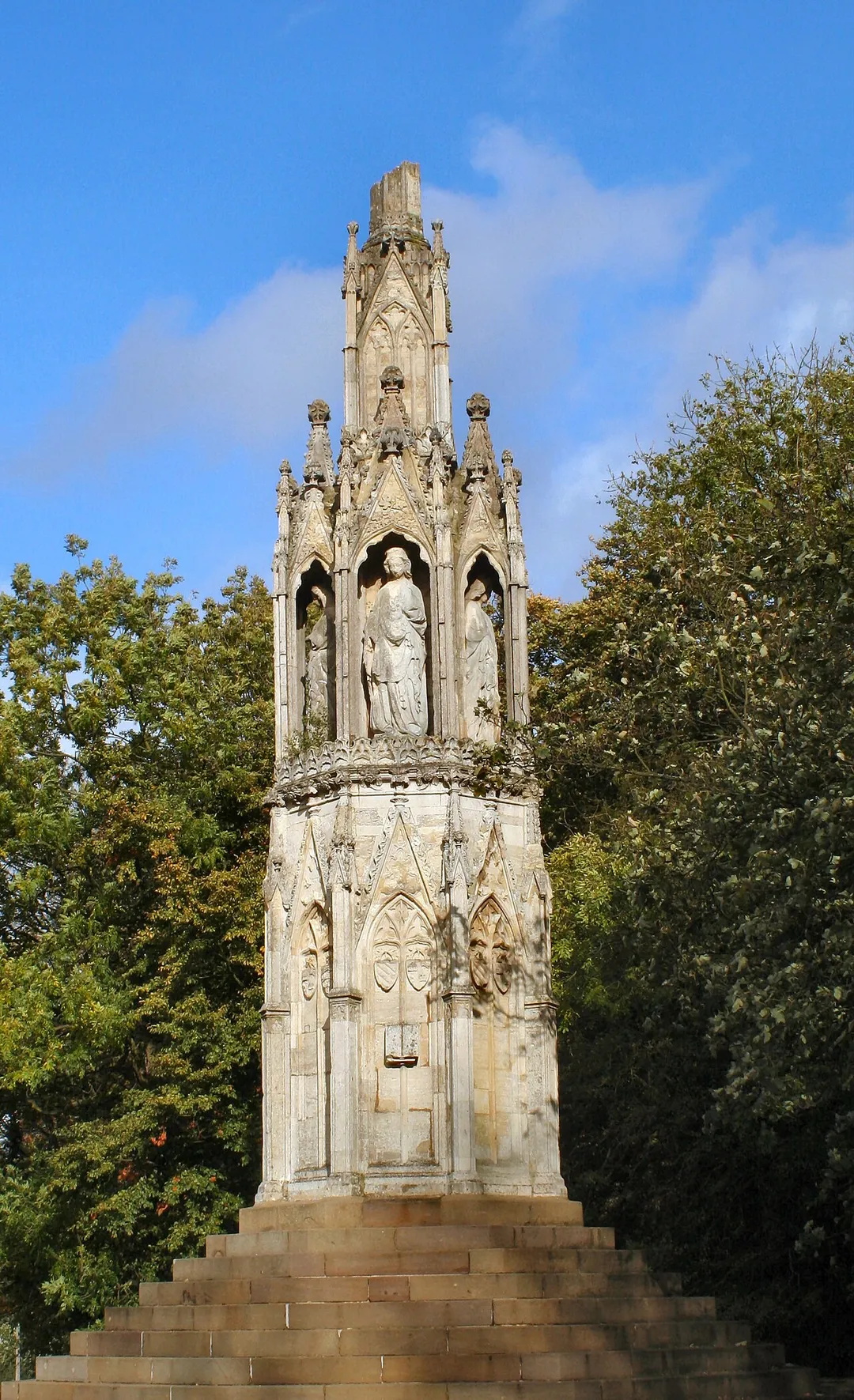 The en:Northampton Queen Eleanor Cross; picture taken (c) by R Neil Marshman 28 October 2005